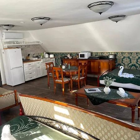 Apartment U Synagogy