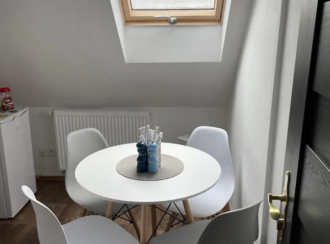 Apartment U Synagogy