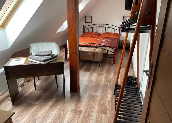 U Synagogy Apartment